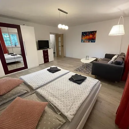 Apartament Akodoma *